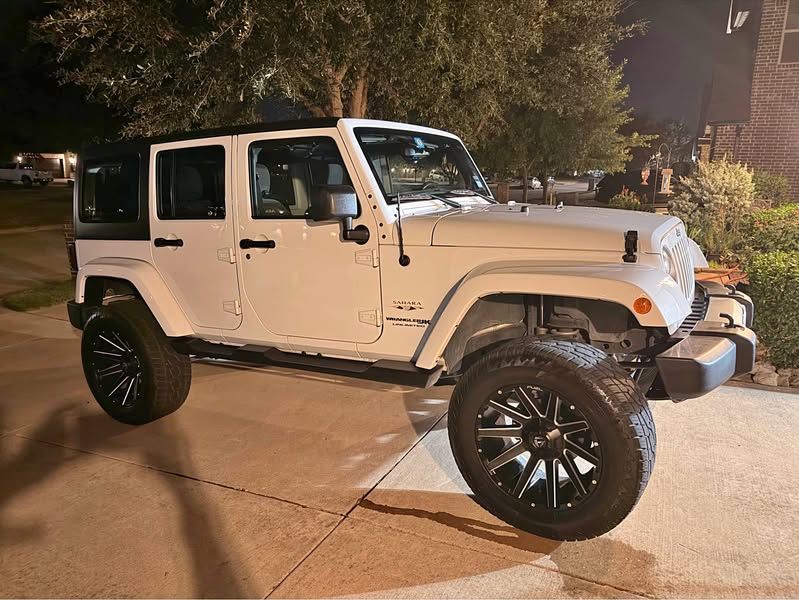 2018 Jeep Wrangler - Unlimited Sahara Sport Utility 4D