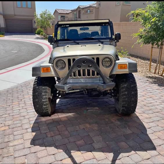 2004 Jeep Wrangler - X