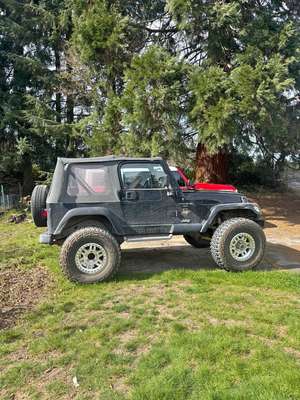 2001 Jeep Wrangler Sahara Sport Utility 2D