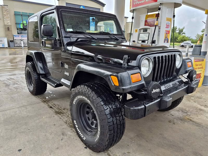 2004 Jeep Wrangler - Sahara Sport Utility 2D
