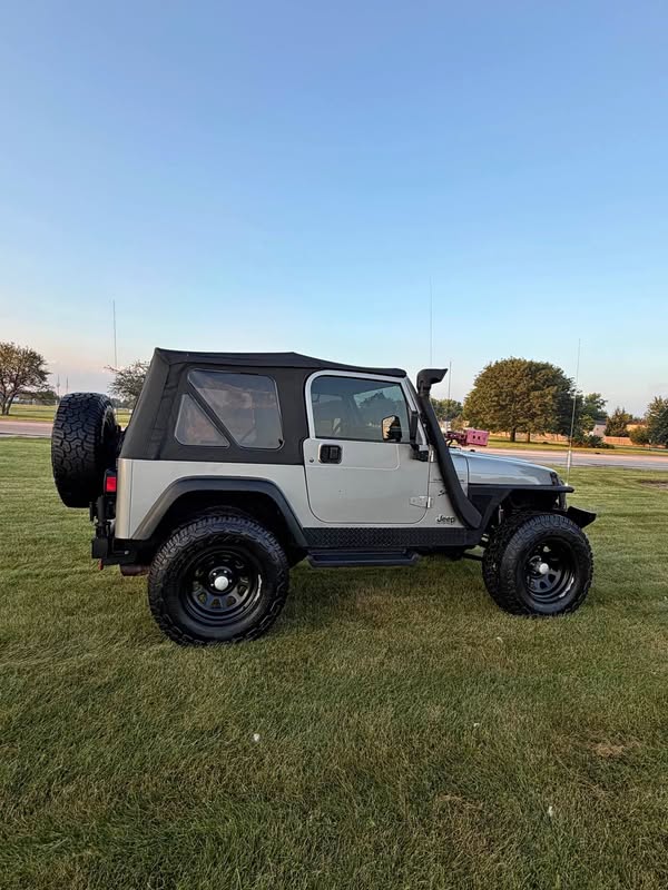 2001 Jeep Wrangler - Sport S Sport Utility 4D