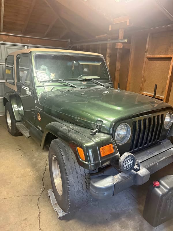 1997 Jeep Wrangler - Sahara