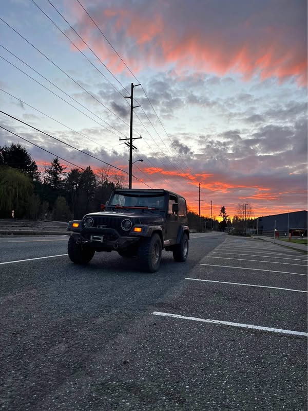 1998 Jeep Wrangler - Sahara Sport Utility 2D