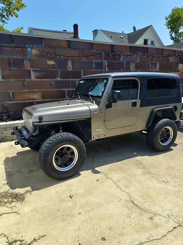 2004 Jeep Wrangler Unlimited - Black & Tan Sport Utility 4D
