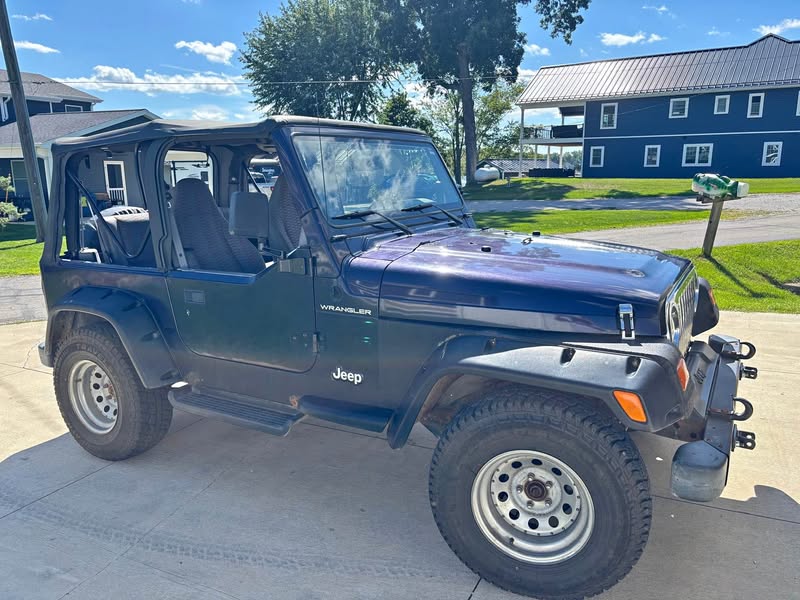 1998 Jeep Wrangler - S Sport Utility