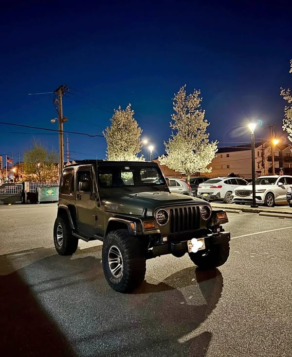 1997 Jeep Wrangler - Sahara Sport Utility 4D