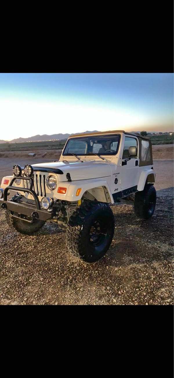 2000 Jeep Wrangler - Sahara Sport Utility 4D