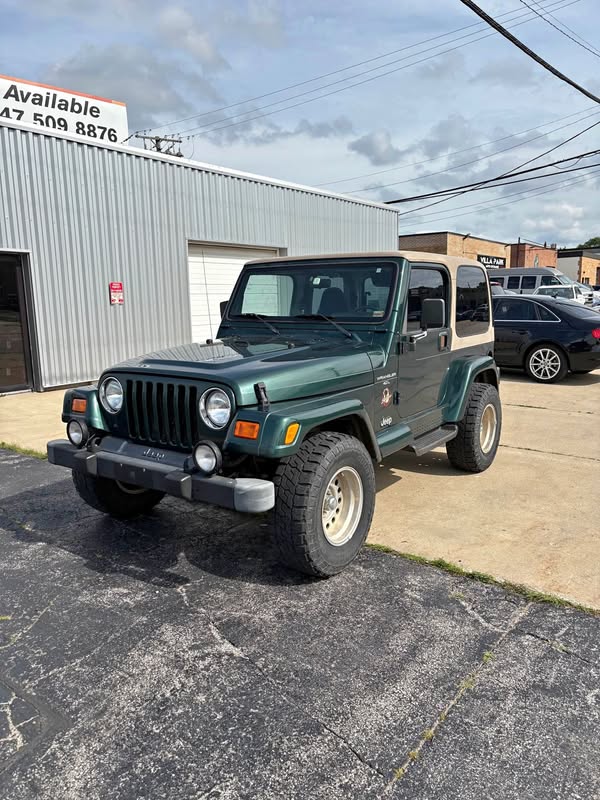 2000 Jeep Wrangler - Sahara