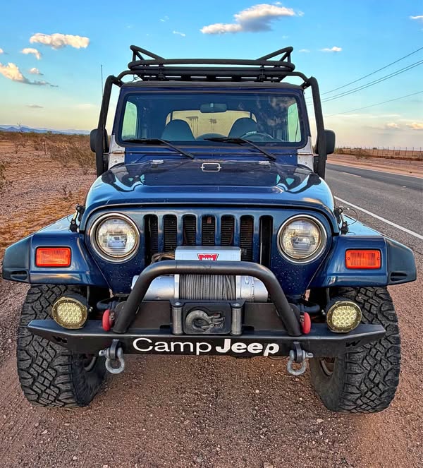 2000 Jeep Wrangler - S Sport Utility