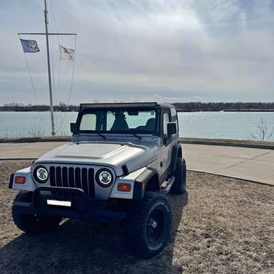 1998 Jeep Wrangler - Sport