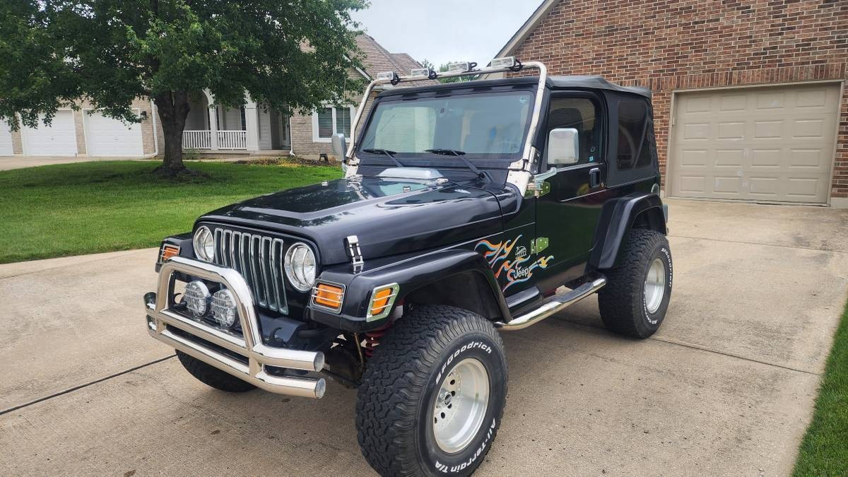 2003 Jeep Wrangler SAHARA