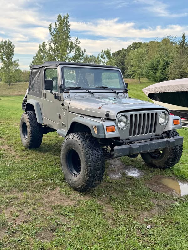 2000 Jeep Wrangler - SE Sport Utility 2D