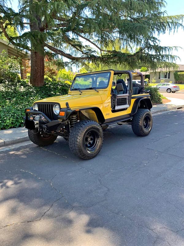 2000 Jeep Wrangler - Sport 4.0L 115k Miles!