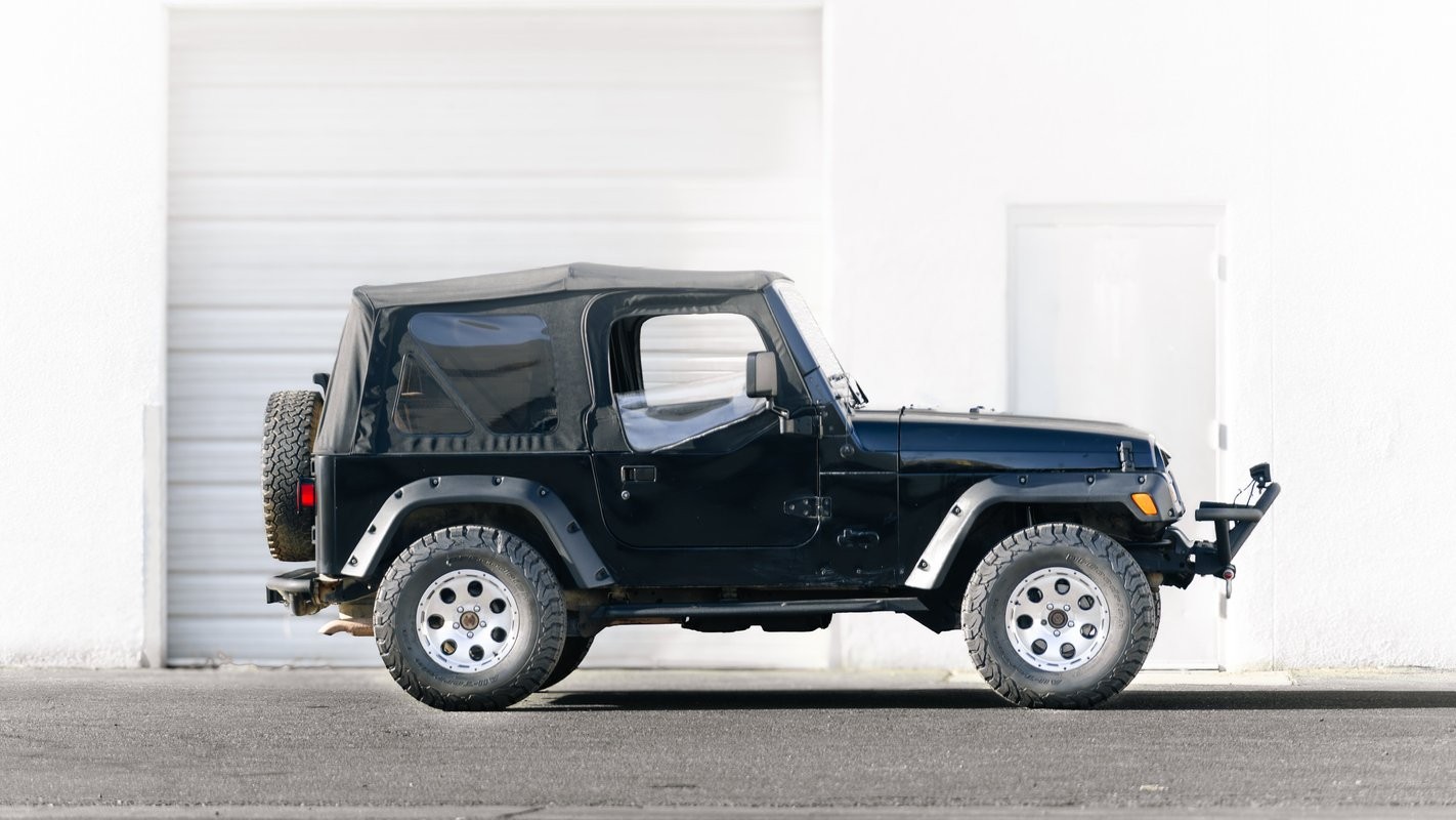 1999 Jeep Wrangler 2dr SE