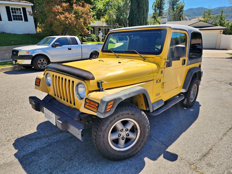 2004 Jeep Wrangler X Sport Utility 2D
