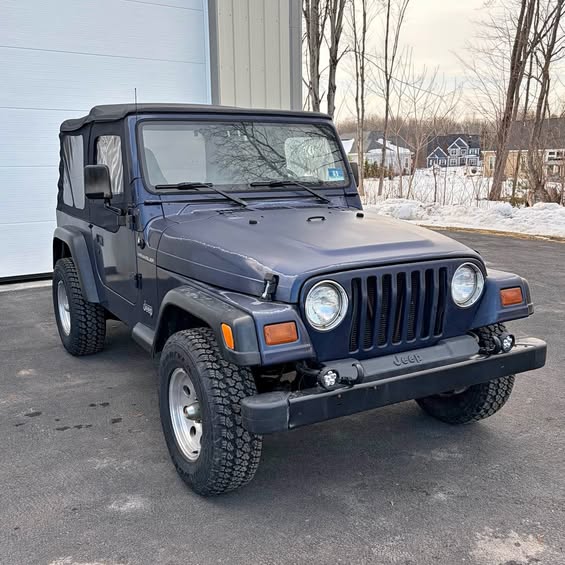 1997 Jeep Wrangler - Sport