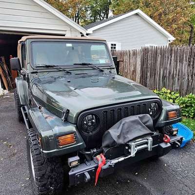 1998 Jeep Wrangler - Sahara Sport Utility 2D