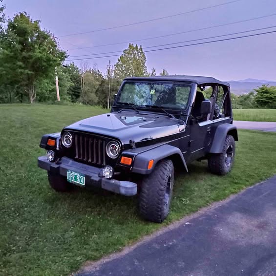1997 Jeep Wrangler - Sahara Sport Utility 2D