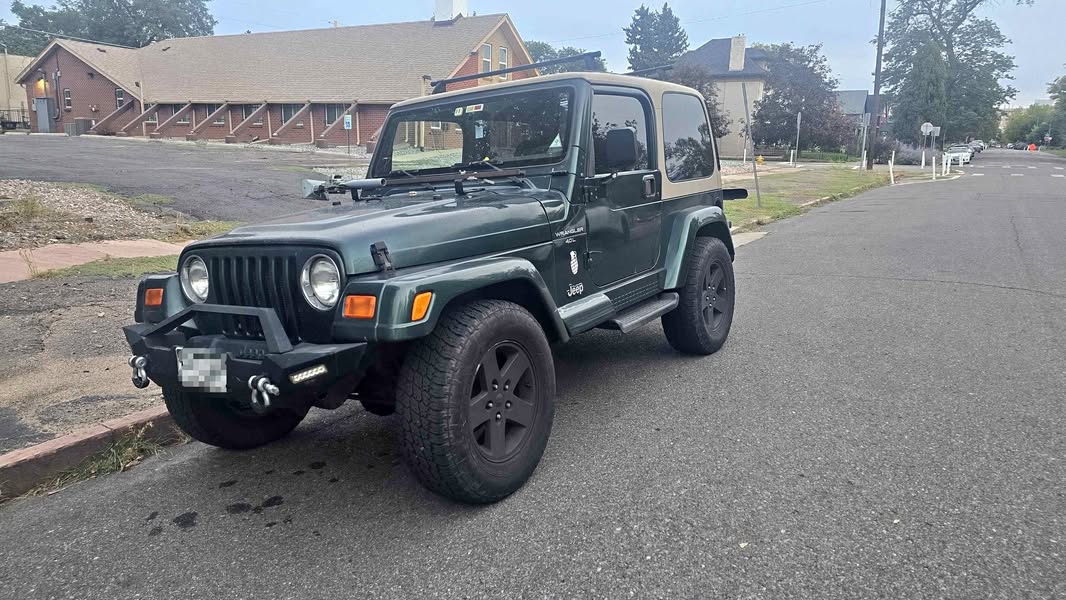 2000 Jeep Wrangler - Sahara Sport Utility 2D