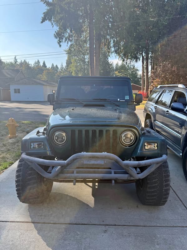 1999 Jeep Wrangler - Sahara