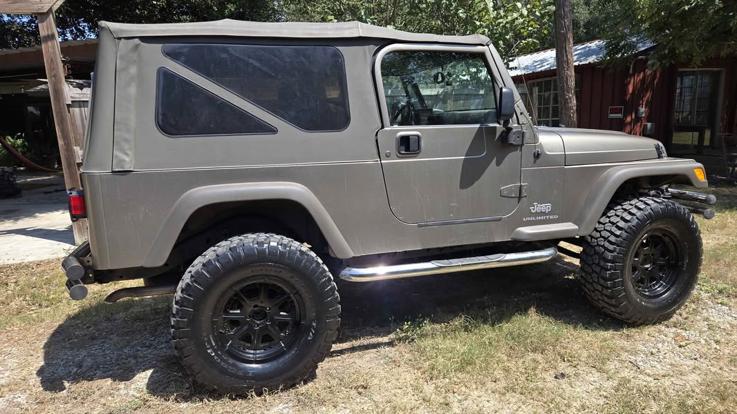 2006 Jeep Wrangler - Unlimited Sport Utility 2D