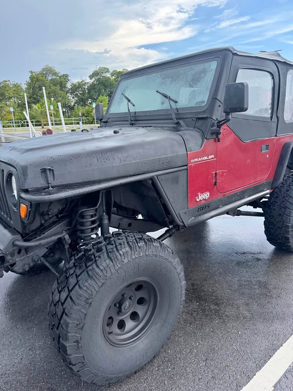 1999 Jeep Wrangler - Willys Sport Utility 4D