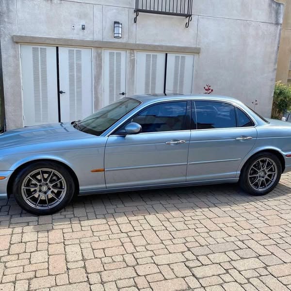 2004 Jaguar XJ-Series