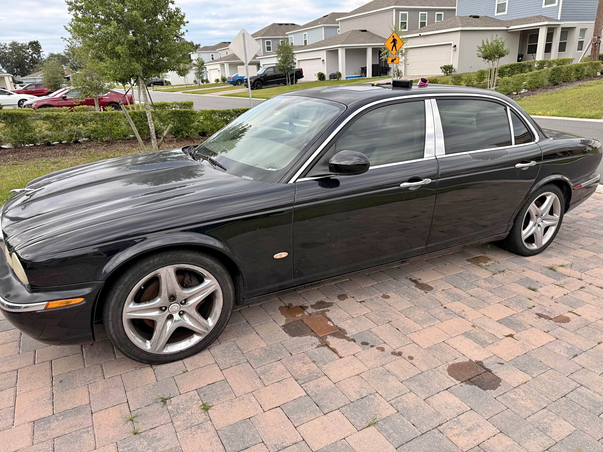 2006 Jaguar XJ - XJ8 L Sedan 4D