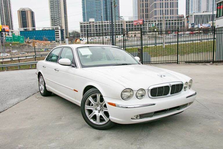 2004 Jaguar XJ - XJ8 Sedan 4D
