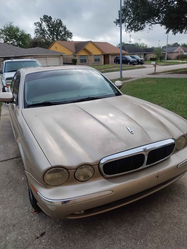2005 Jaguar XJ - XJ8 Sedan 4D