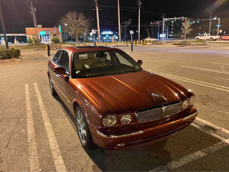 2004 Jaguar XJ - XJ8 Sedan 4D