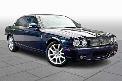 2008 Jaguar XJ - XJ8 L Sedan 4D