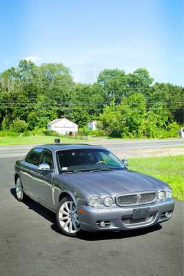 2008 Jaguar XJ - XJ Vanden Plas Sedan 4D