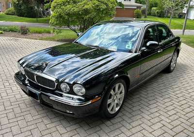 2004 Jaguar XJ - XJ8 Sedan 4D