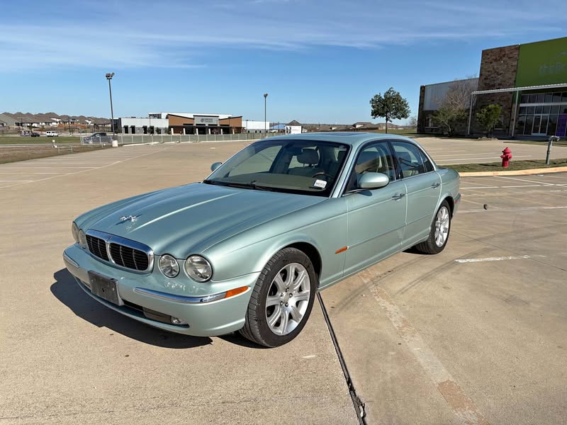 2004 Jaguar XJ - XJ8 Sedan 4D