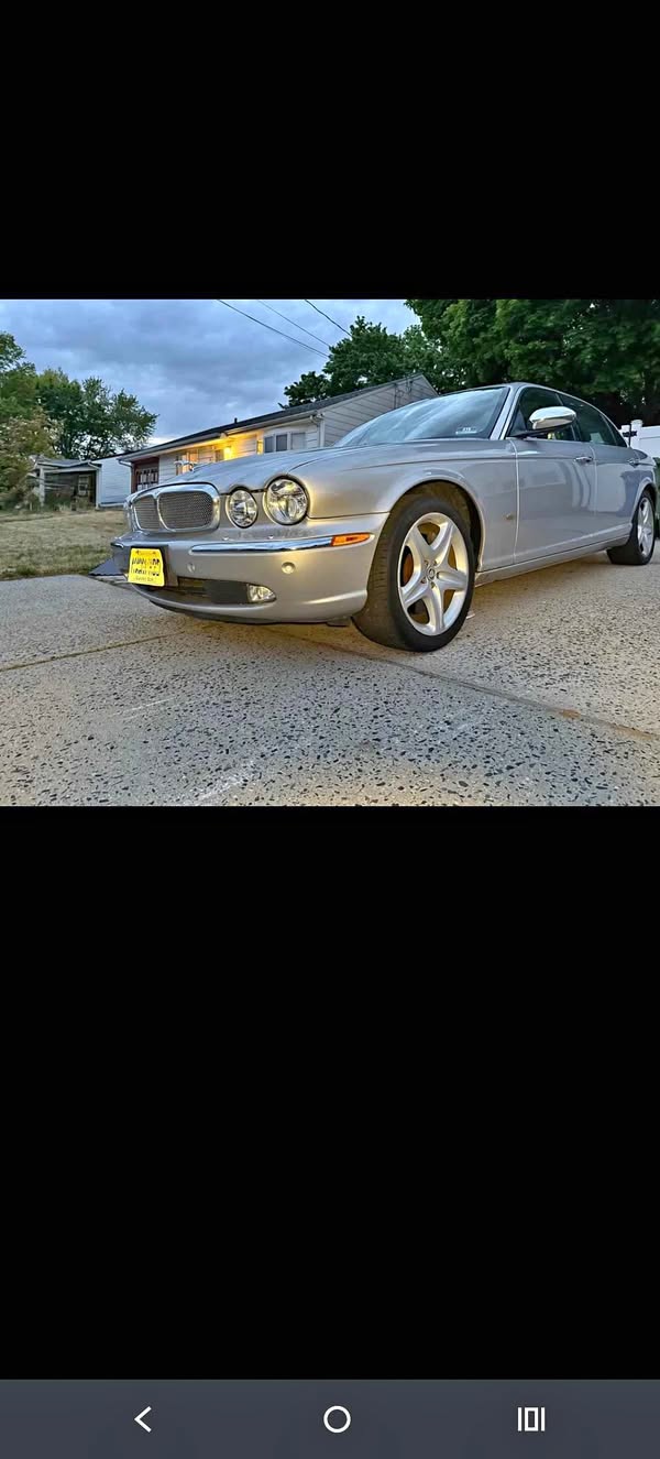 2006 Jaguar XJ - XJ Super V8 Sedan 4D