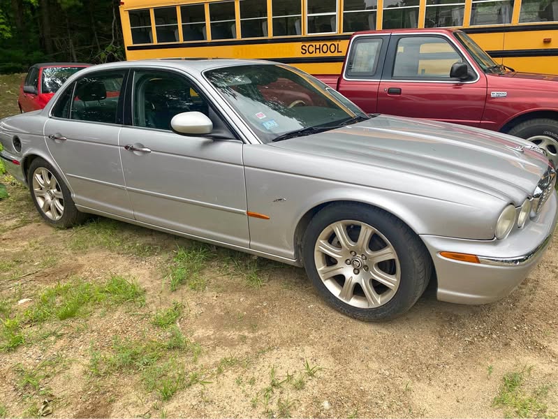 2004 Jaguar XJ - XJ8 Sedan 4D