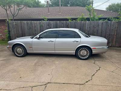 2005 Jaguar XJ - XJ8 Vanden Plas Sedan 4D