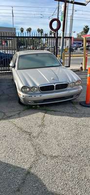 2005 Jaguar XJ - XJR Sedan 4D