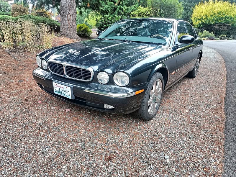 2004 Jaguar XJ - XJ Sedan 4D