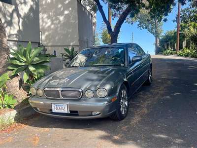 2004 Jaguar XJ - XJ8 Sedan 4D