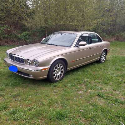 2004 Jaguar XJ - XJ8 Sedan 4D