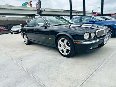 2004 Jaguar XJ - Vanden Plas Sedan 4D