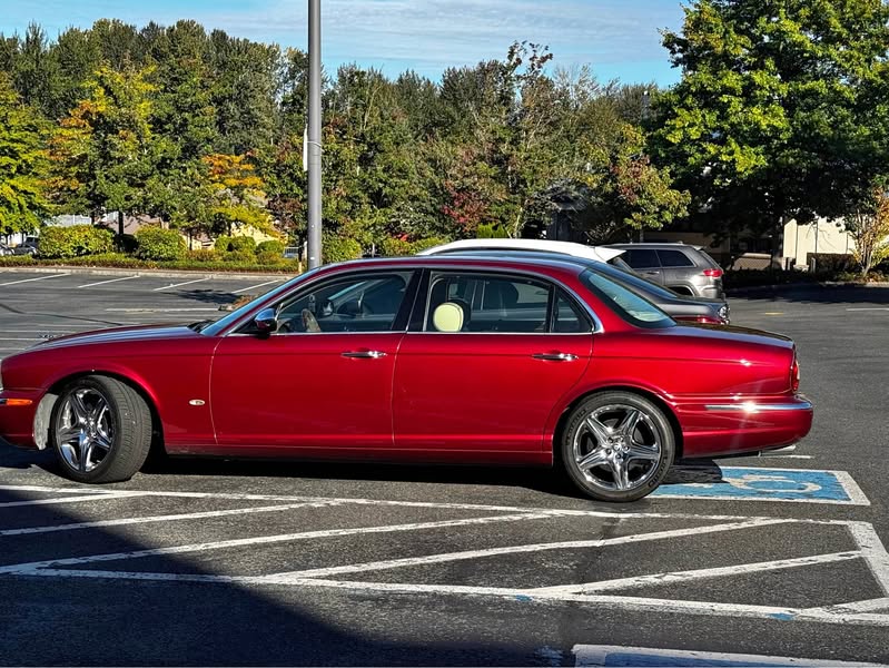 2006 Jaguar XJ - XJ Super V8 Sedan 4D