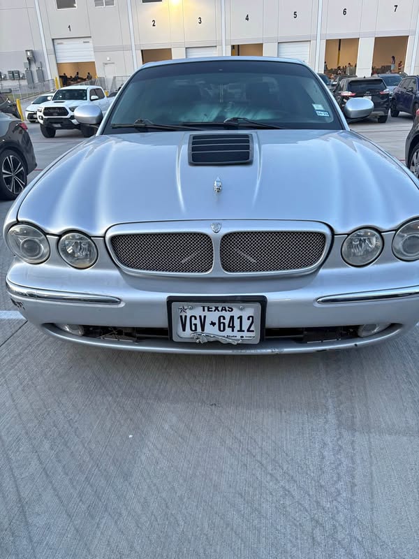 2005 Jaguar XJ - XJ R-Sport Sedan 4D