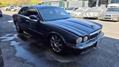 2004 Jaguar XJ - XJ8 Sedan 4D