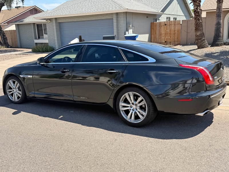 2011 Jaguar XJ - XJL Supercharged Sedan 4D