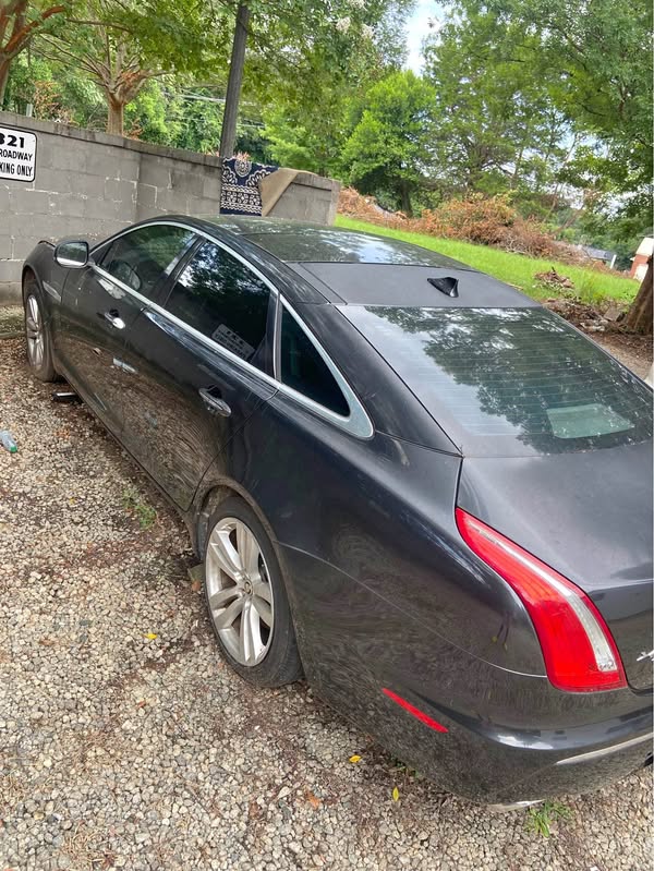 2013 Jaguar XJ - XJL Portfolio Sedan 4D