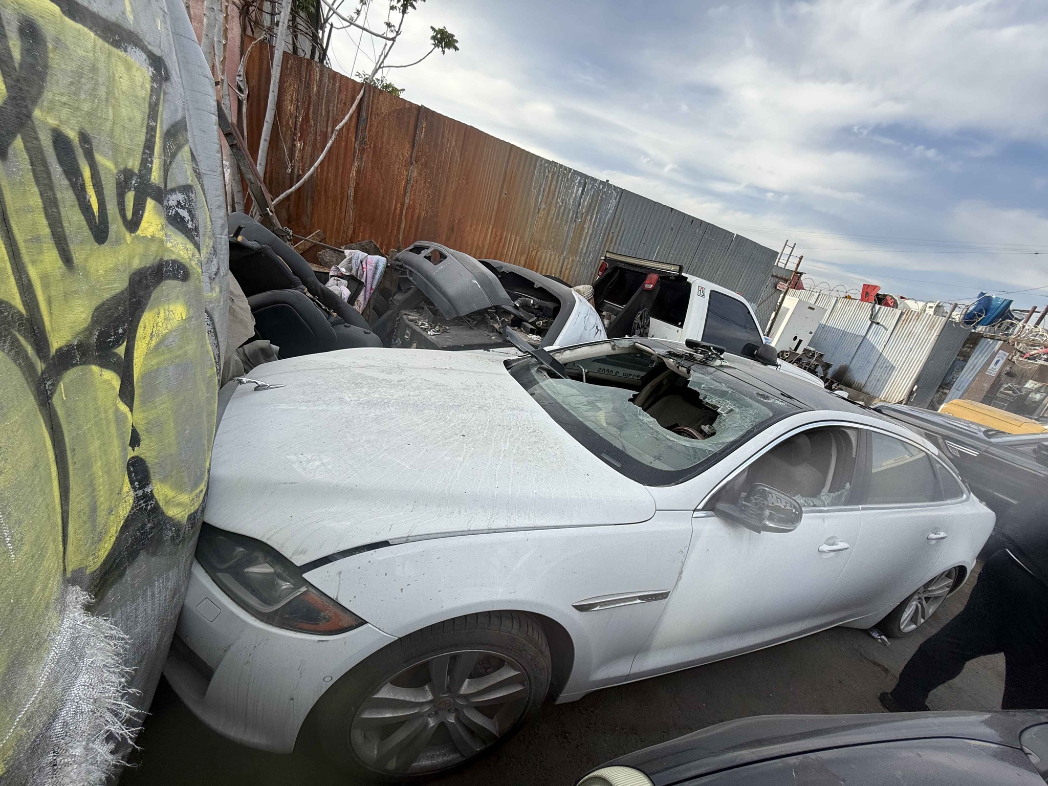 2017 Jaguar XJ - XJL Sedan 4D
