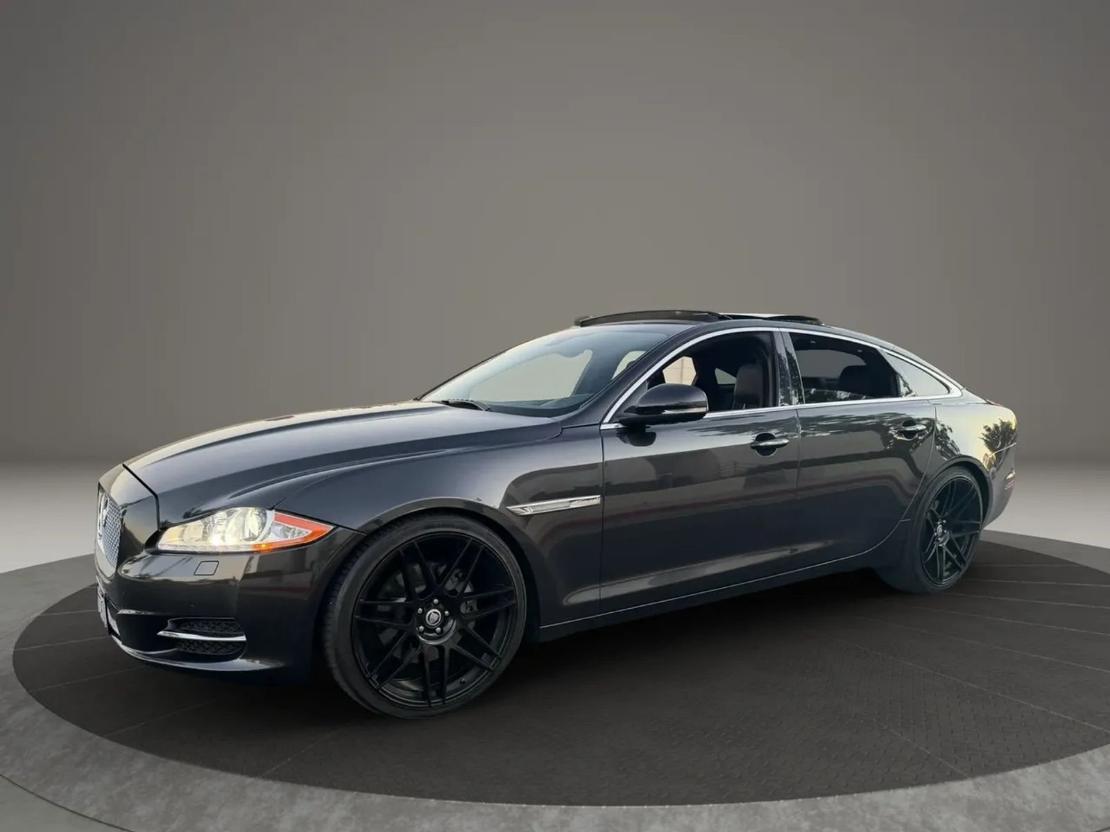 2013 Jaguar XJ XJL Portfolio Sedan 4D